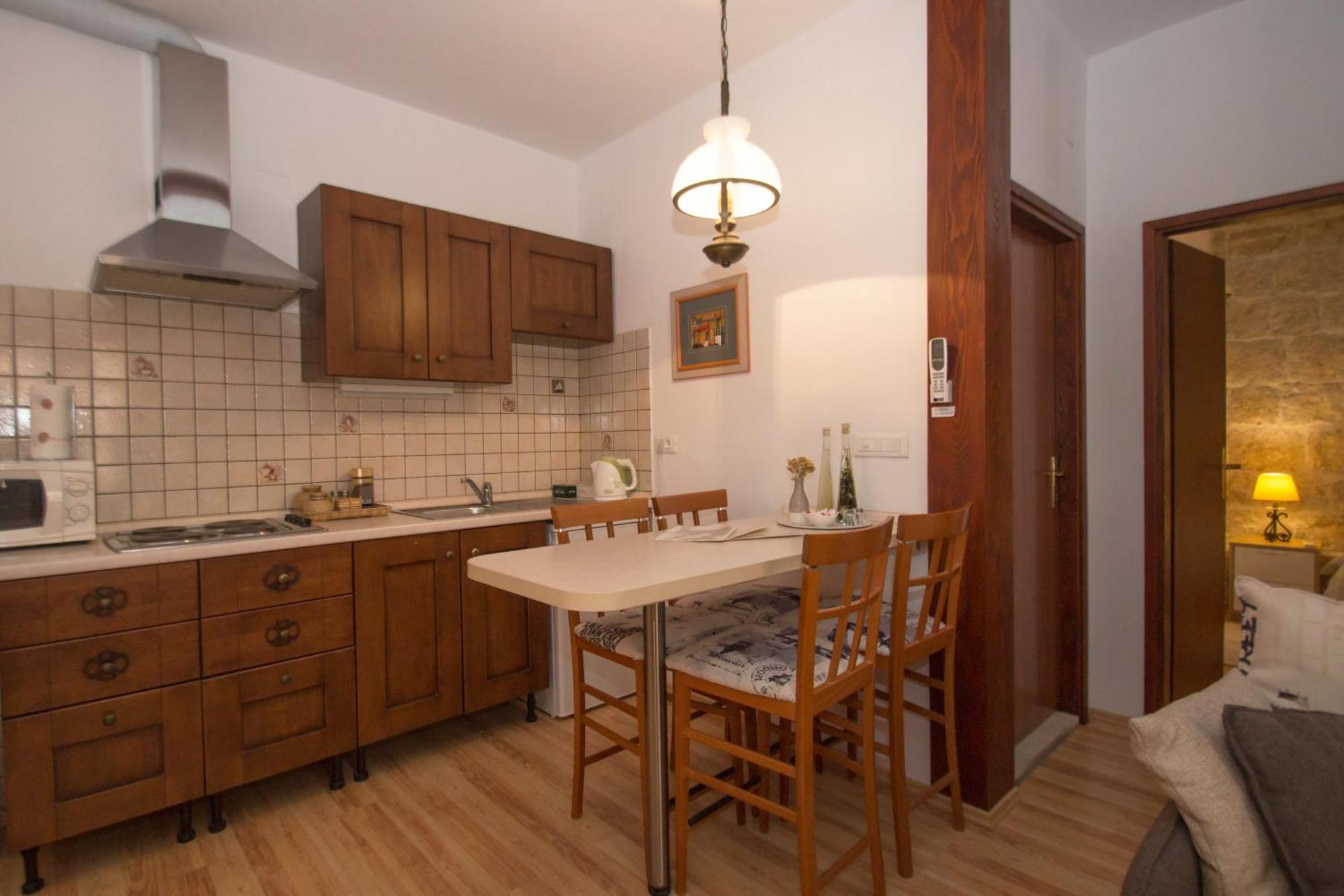 Old Town Apartments كورتْشولا المظهر الخارجي الصورة